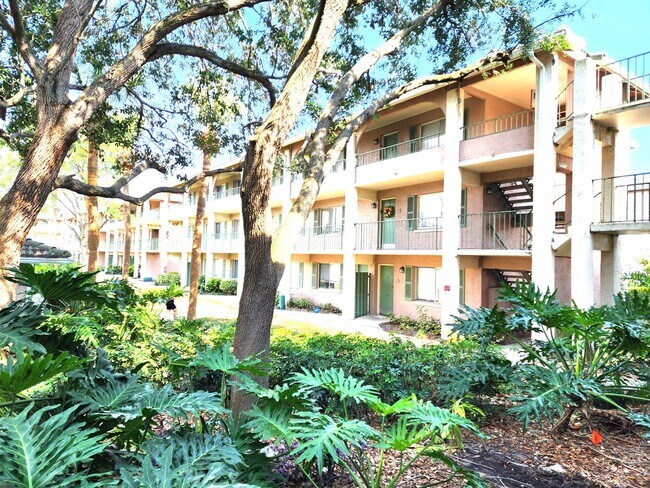 Building Photo - 1 BR/1 BA Condo; Ground Floor Unit; All-Ti...