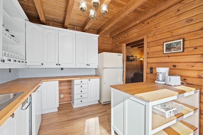 Building Photo - 168 Valley Creek Dr