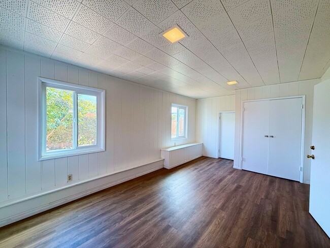 Building Photo - Welcome to your amazing coastal home above...