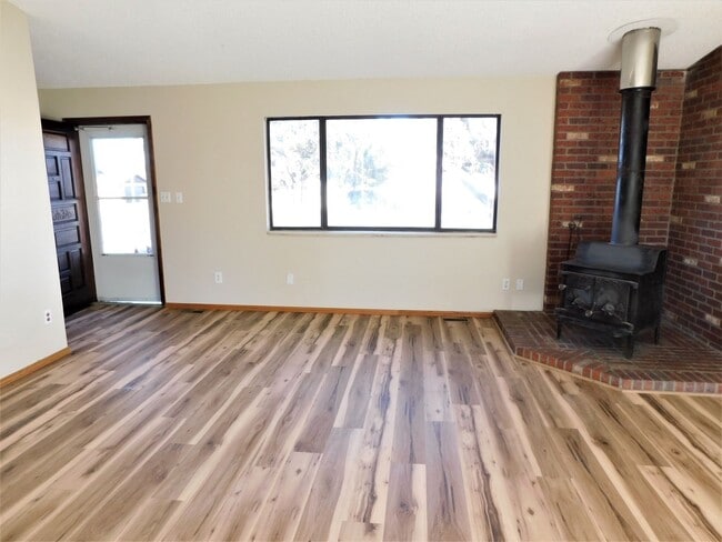 Building Photo - PRE-LEASING AVAILABLE FOR SHOWINGS JULY 10TH