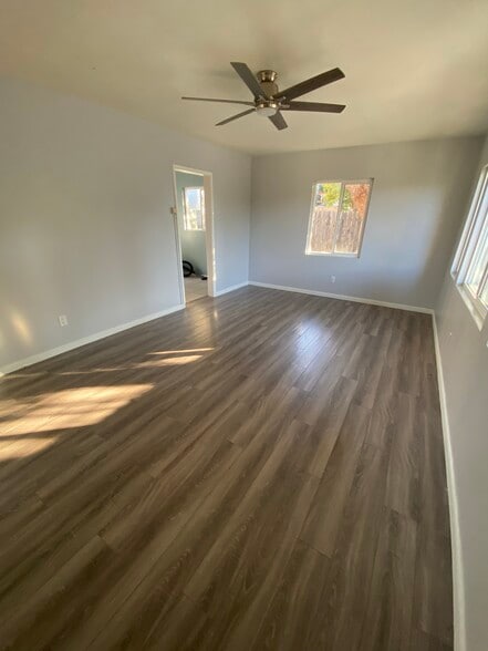 Building Photo - 1044 Tremont St