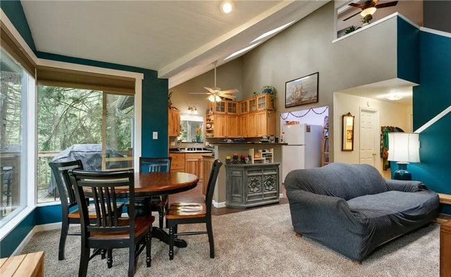 Building Photo - 62 Louise View Dr