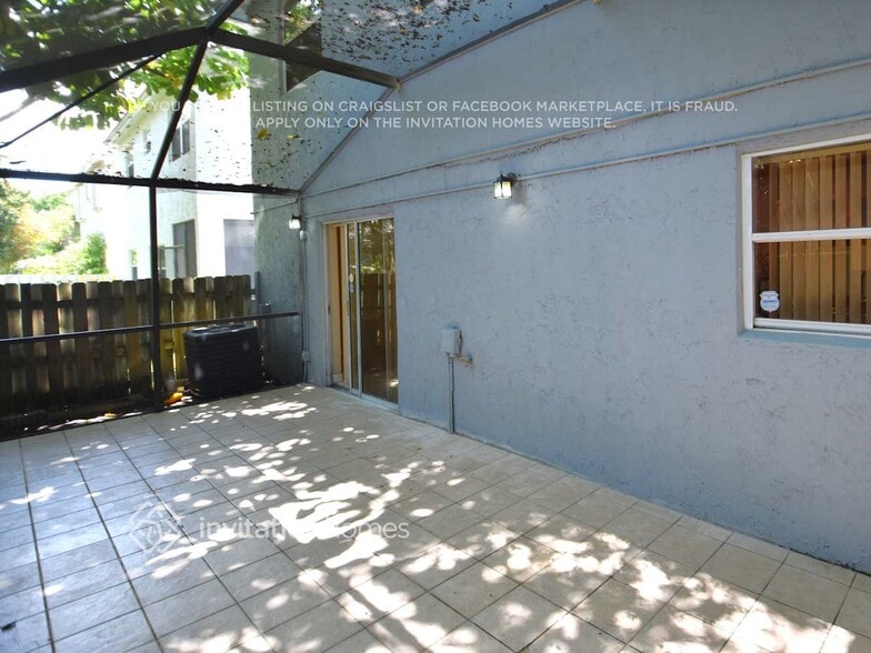 Building Photo - 831 NW 98th Ave