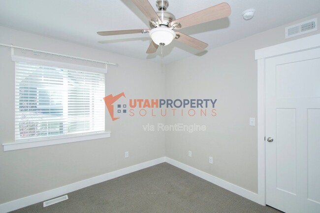 Building Photo - 12272 S Macdill Ct