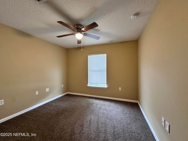 Building Photo - 2231 Brian Lakes Dr N