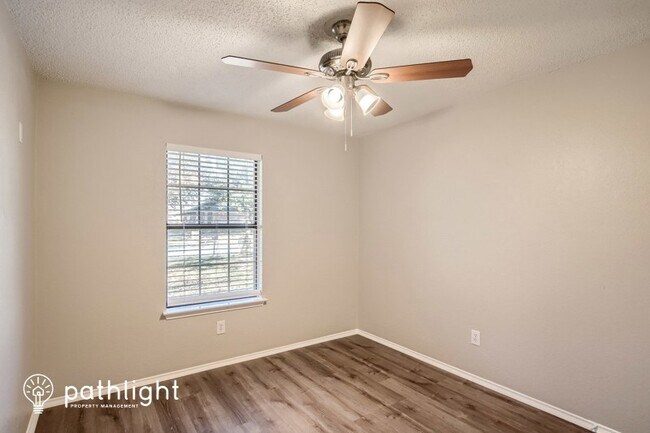 Building Photo - 2525 Brushwood Ln
