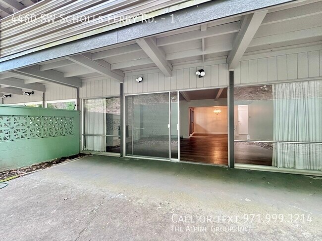 Building Photo - 4460 SW Scholls Ferry Rd