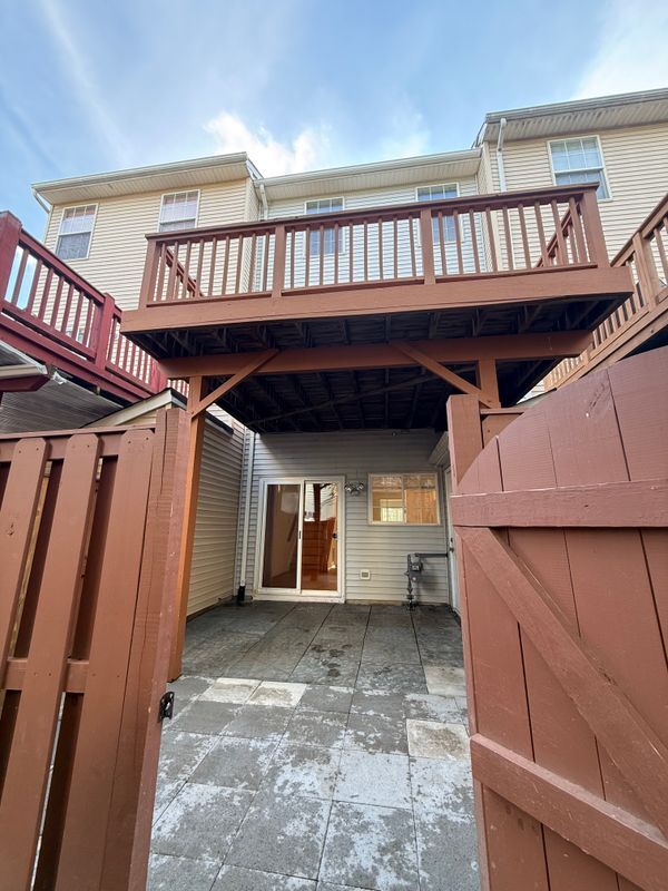 Building Photo - 2427 Dew Meadow Ct