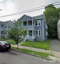Building Photo - 98 Anthony St
