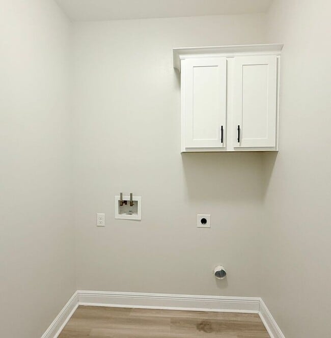 Building Photo - 4733 Sago Palm Cir