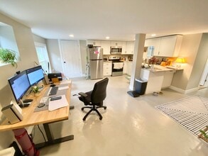 Building Photo - 127 Station Rd