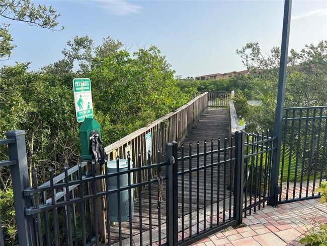 Building Photo - 4333 Bayside Village Dr