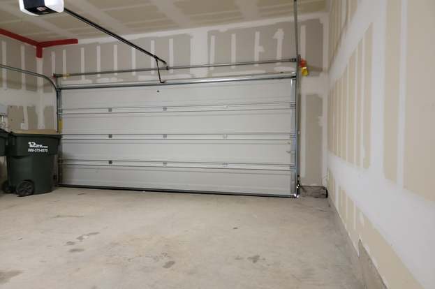 Building Photo - 322 Wapiti Rd