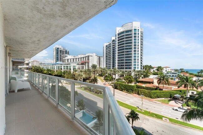 Building Photo - 5900 Collins Ave