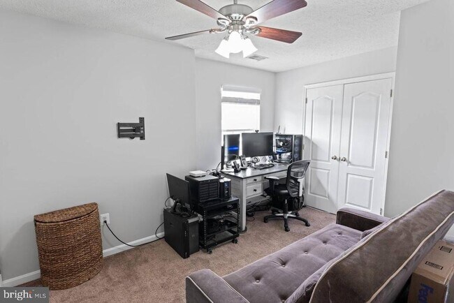 Building Photo - 5971 Schooner Cir