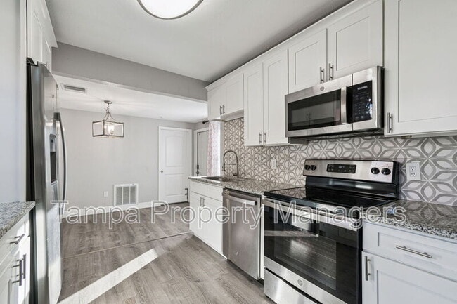 Building Photo - 5408 5th Ave N