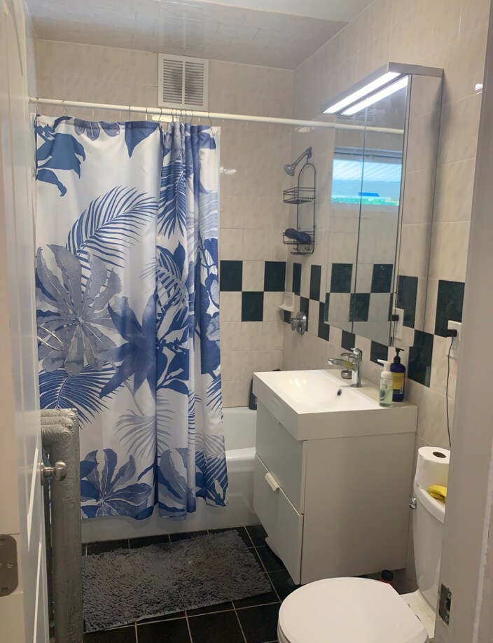 Building Photo - 102 Morrison Ave