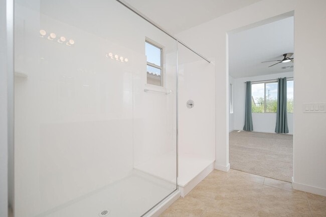Building Photo - 14844 S 179th Ave