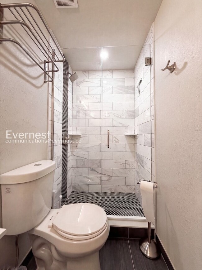 Building Photo - 254 S Oman Rd