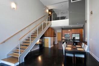 Building Photo - Pavilion East Loft Condo Near Duke & Downtown Durham
