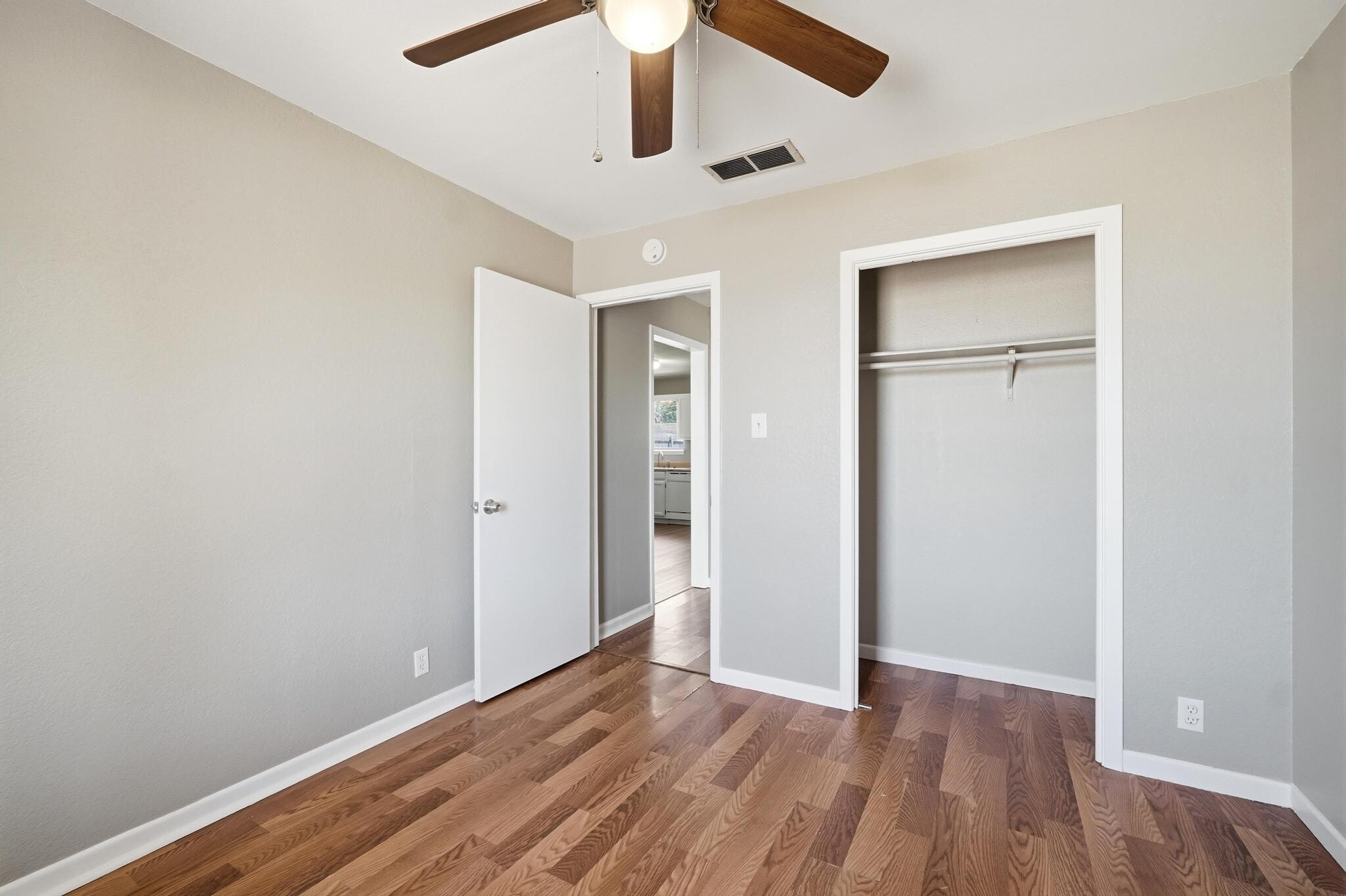 Building Photo - 2333 N Danville Dr