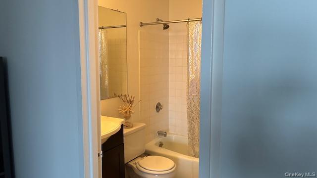 Building Photo - 150-38 Union Tpke Un