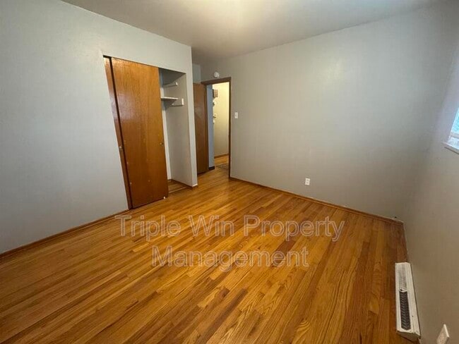 Building Photo - 10440 Gardo Ct