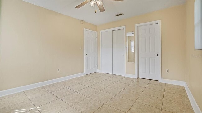 Building Photo - 5717 Lawndale Rd