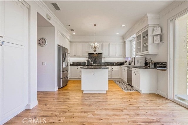 Building Photo - 26852 Cottonwood Ct