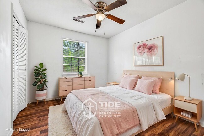 Building Photo - 123 E Edgefield Dr
