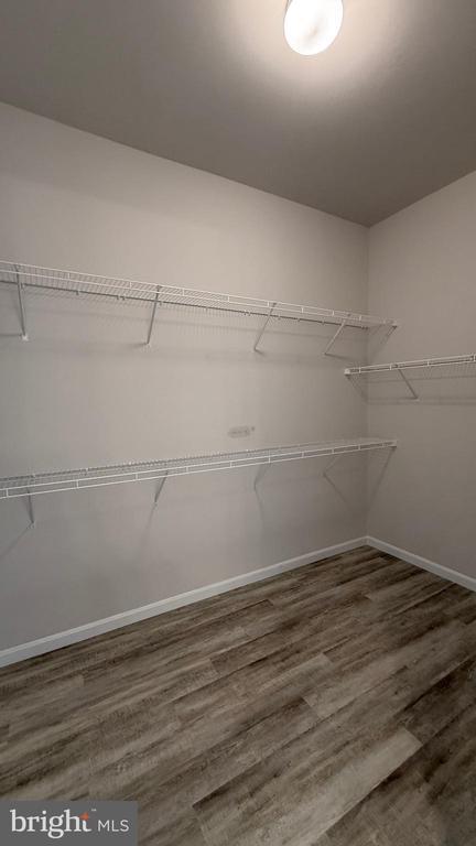 Building Photo - 7515 Oakham Dr