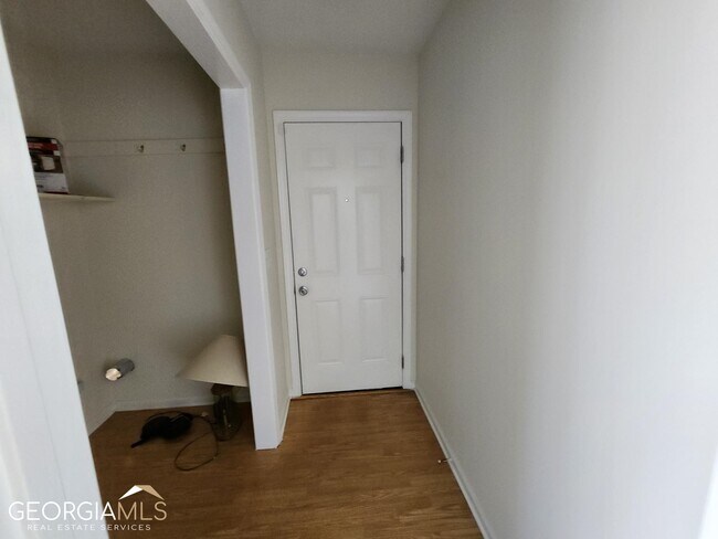 Building Photo - 1136 Bunker Hill Rd