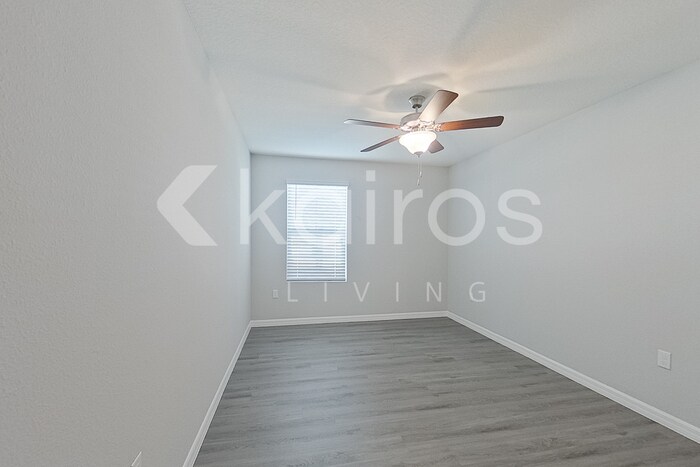 Building Photo - 8614 SW 43rd Ter
