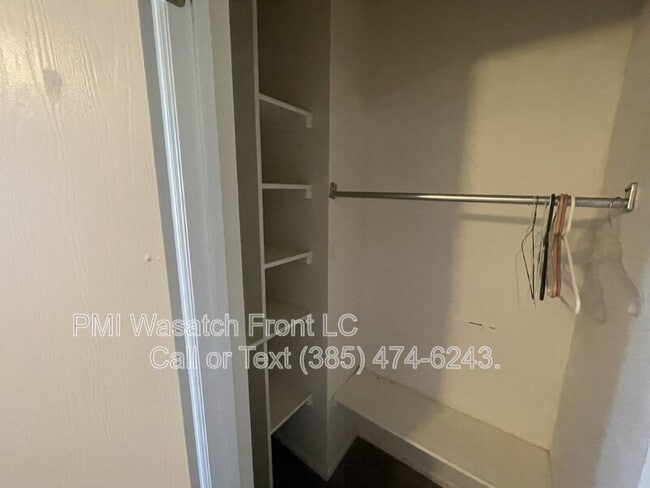 Building Photo - 9140 Judd Ln