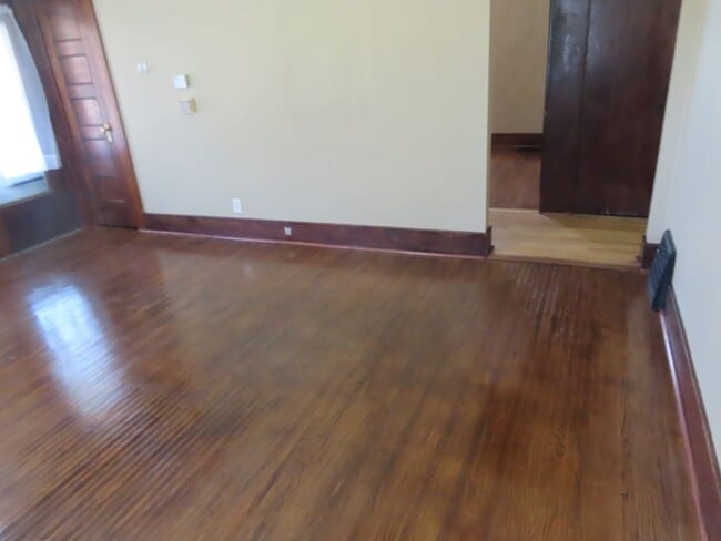 Building Photo - 1114 Rockhill St