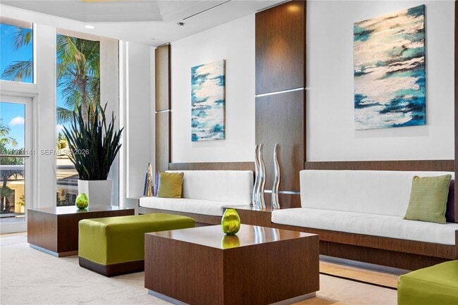 Building Photo - 4775 Collins Ave