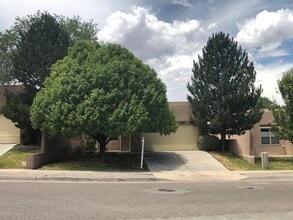 Building Photo - 639 Granite Point Tr SE