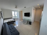 Building Photo - 6423 NW 105th Ct