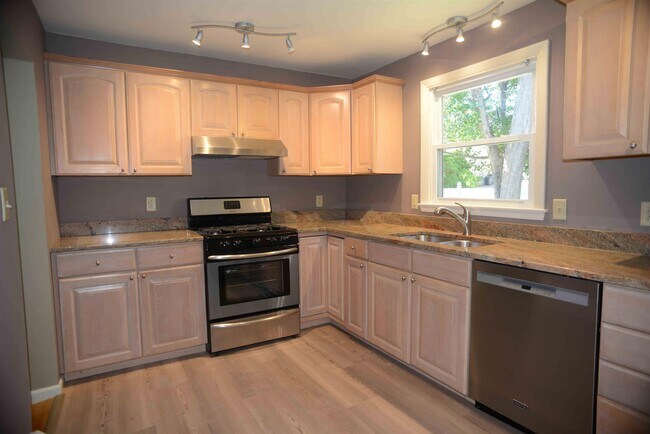 Building Photo - 311 McKinley Rd