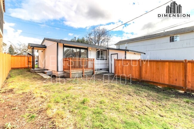 Building Photo - 1014 S State St