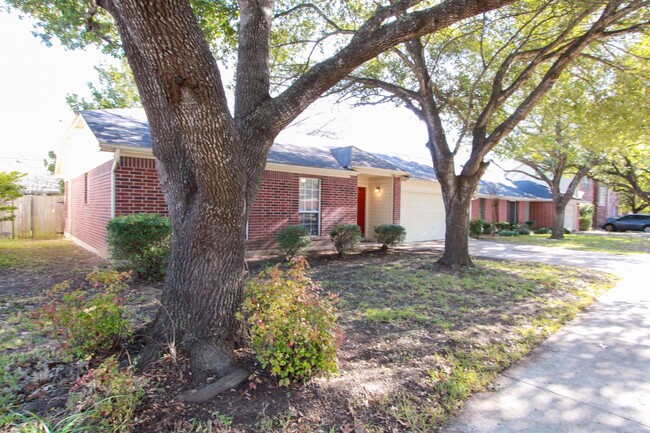 Primary Photo - 3 Bedroom, 2 Bath Home in Pflugerville