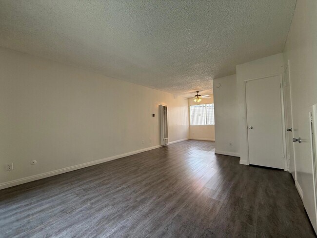 Interior Photo - 4462 W. 132nd Street,