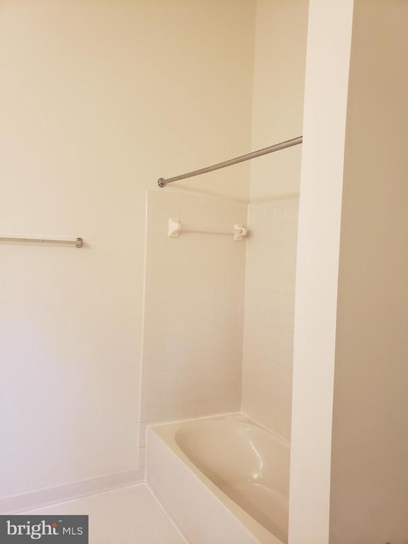 Building Photo - 9426 Silver Meteor Ct