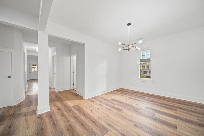 Building Photo - 1703 Lowder St
