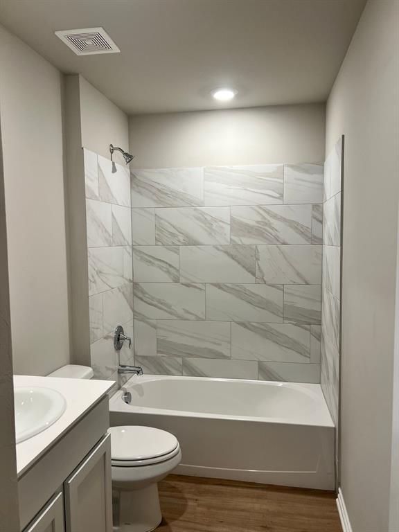 Building Photo - 2908 Firefly Dr
