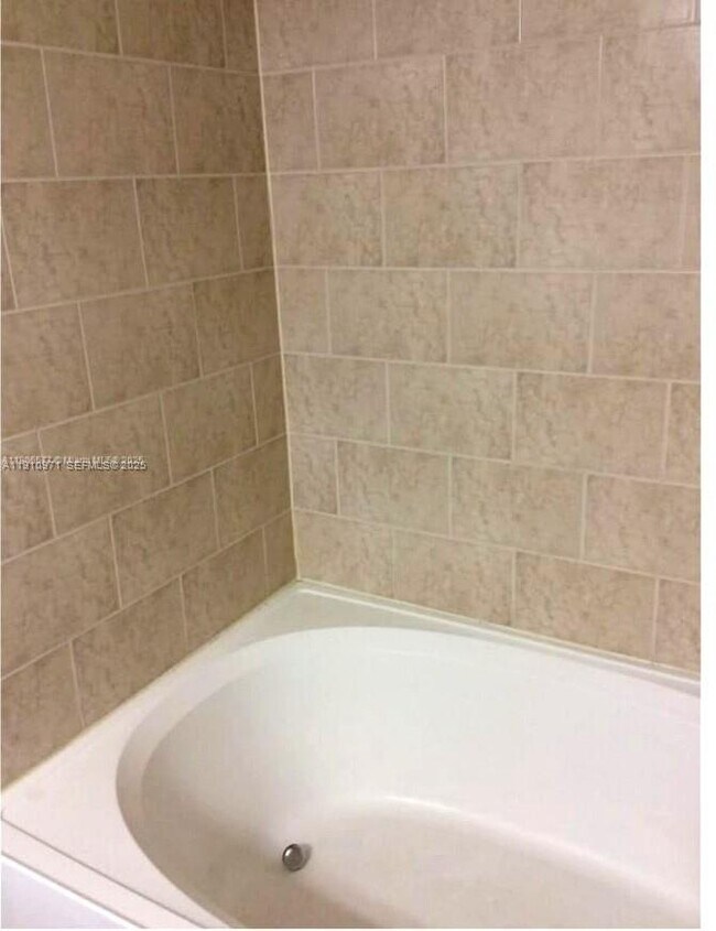 Building Photo - 15689 SW 106th Ln