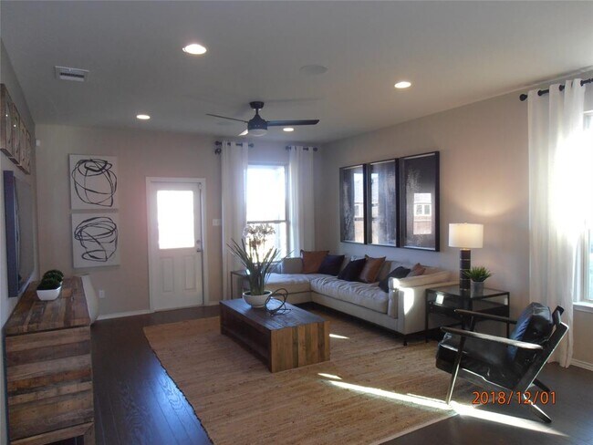Building Photo - 2020 Cliffbrake Wy