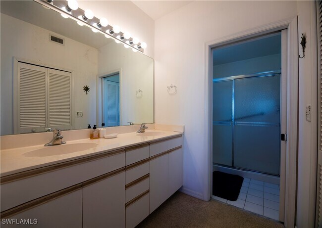 Building Photo - 7104 Barrington Cir