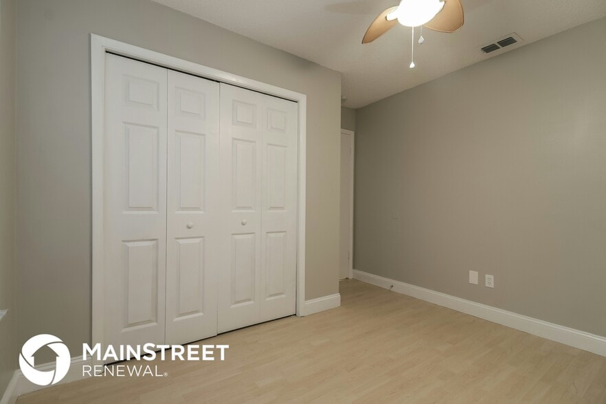 Building Photo - 2134 Churchill Downs Cir