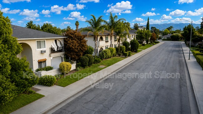 Building Photo - 1104 Delna Manor Ln